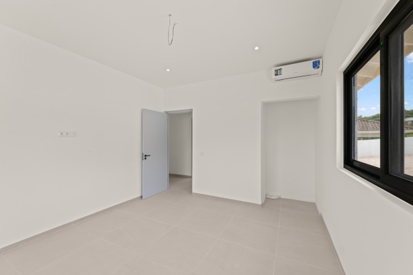 Blue Bay - Luxury new build 4 bedroom villa with private pool 