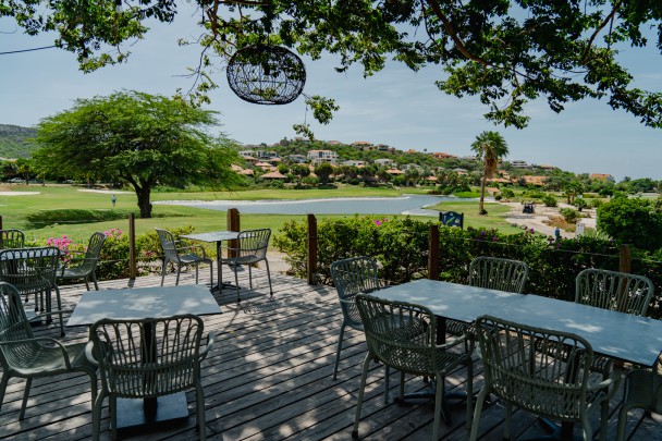 The Breeze – Beautiful 2-bedroom apartment perfect for vacation rental