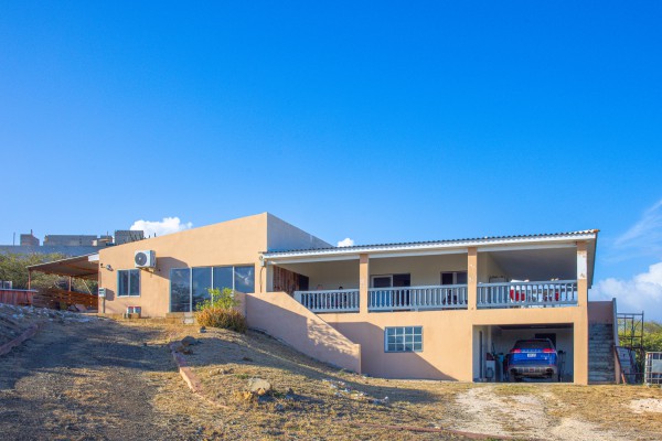 Prime Ocean View Estate with Development Potential – San Sebastian