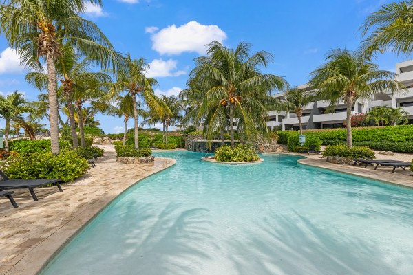 BLUE BAY – Luxury apartment in the Reef with two bedrooms and sea view