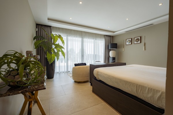 Blue Bay BQ9 - Most Exclusive Oceanfront Villa in Curaçao