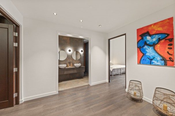 Blue Bay – Exclusive villa met adembenemend uitzicht  