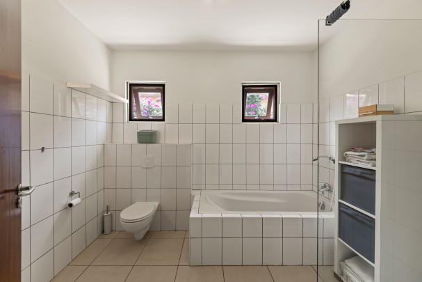 Blue Bay L-section &ndash; three-bedroom villa with a lovely outdoor space