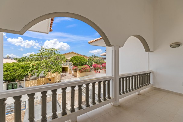 Cas Grandi &ndash; Spacious fixer-upper with apartment in a quiet location