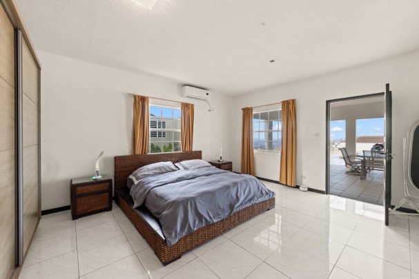 Blue Bay Resort - Caribbean Luxury Villa with 7 Bedrooms and Sea Views