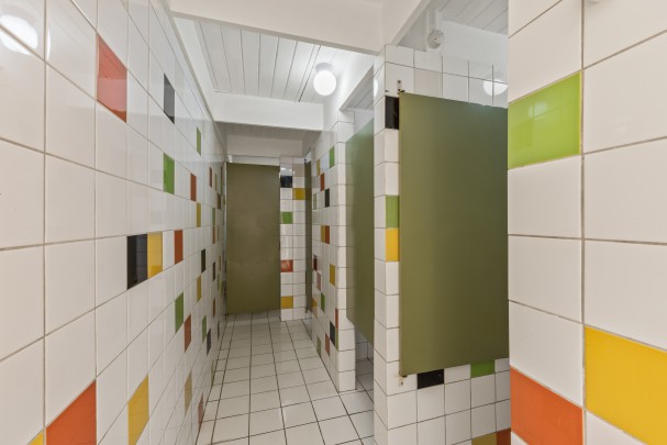 Fully operational student housing complex with 30 rooms for sale