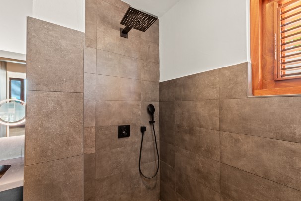 Cas Abao – Moderne 5-Slaapkamer Villa met Zeezicht