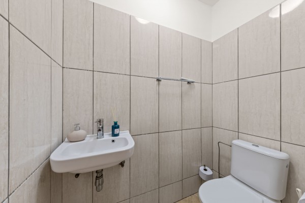 Blue Bay – Spacious Apartment with Sea View in Residence Le Bleu