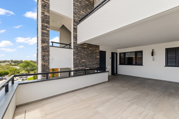 The Shore 6 - Appartement aan Zee op Blue Bay Beach