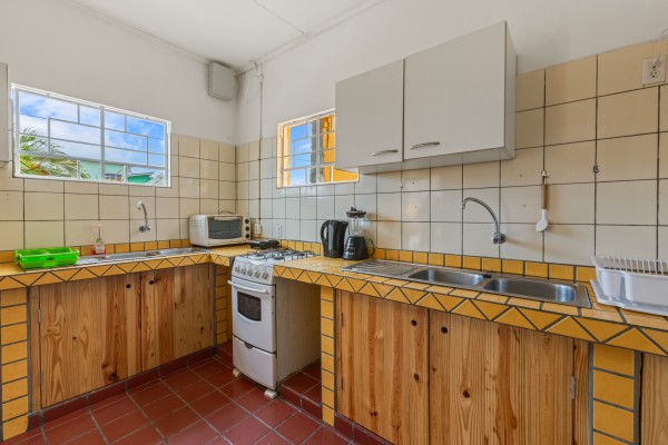 Fully operational student housing complex with 30 rooms for sale