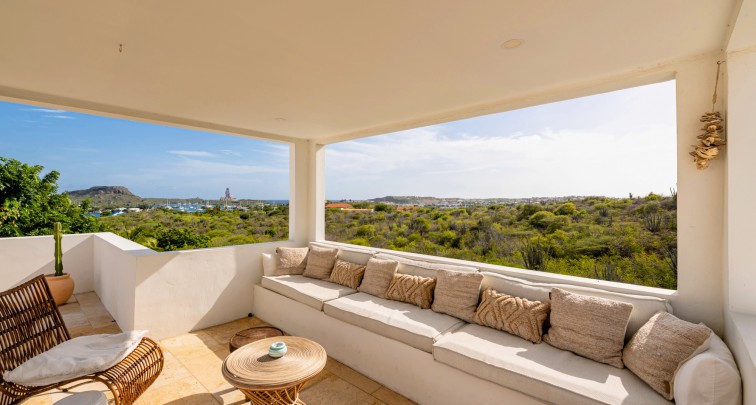 Jan Sofat – Luxe villa met panoramisch uitzicht