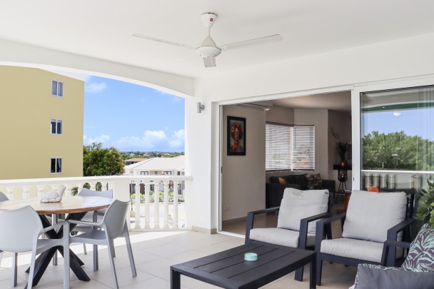 Stunning Ocean View Apartment in Triple Tree