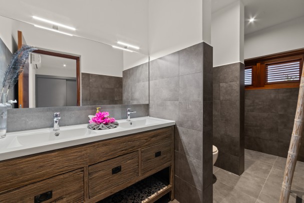 Cas Abao – Moderne 5-Slaapkamer Villa met Zeezicht