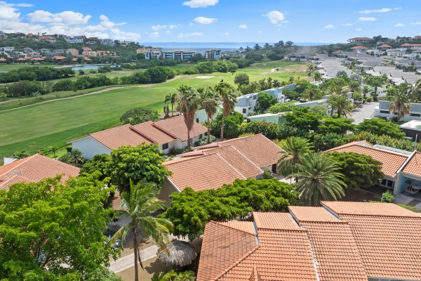 Spacious furnished 2-bedroom bungalow in Blue Bay 