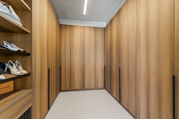 Blue Bay &ndash; Spectaculaire klif villa op exclusieve B-sectie   