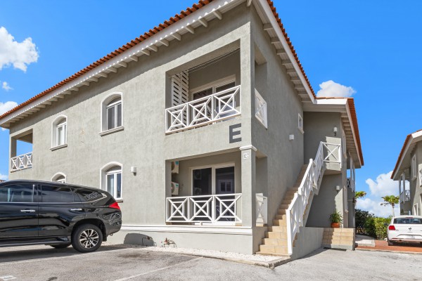 Blue Bay – Spacious Apartment with Sea View in Residence Le Bleu