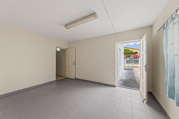 Cas Grandi – Ruime opknapwoning met appartement op rustige locatie