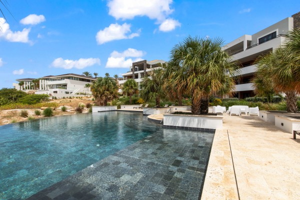 The Shore 6 - Appartement aan Zee op Blue Bay Beach