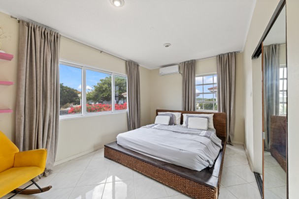 Blue Bay Resort - Caribbean Luxury Villa with 7 Bedrooms and Sea Views