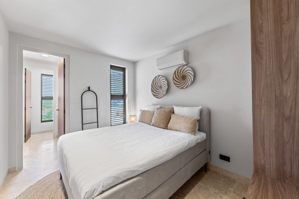 Blue Bay - Moderne Luxe Villa aan Golfbaan voor vakantieverhuur