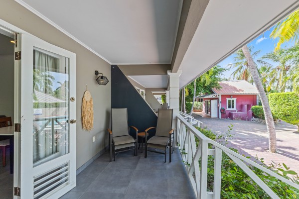 Mahaai - Appartementencomplex met Zwembad en Huurinkomsten