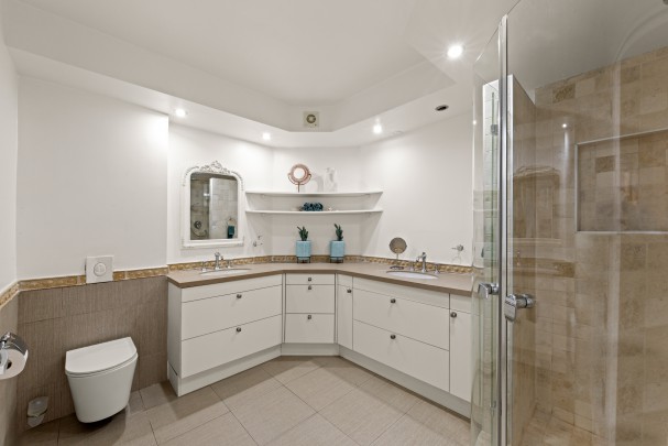 Ocean Resort &ndash; Ruim Luxe Gemeubileerd Appartement met Zeezicht