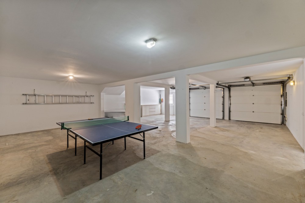 Blue Bay BD61 - Spacious Villa with Guest Apartment photo 30