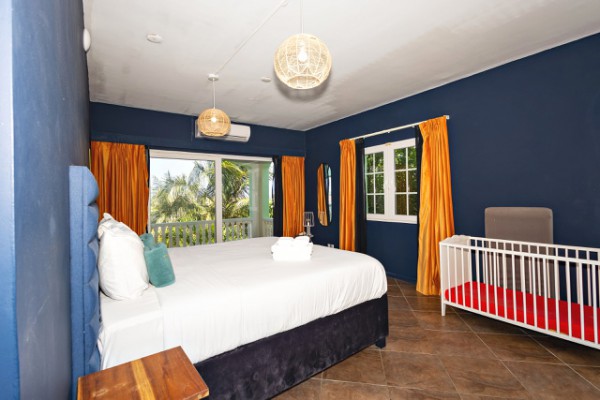 The Ambassador | Draaiend resort in Brakkeput Abao, turnkey
