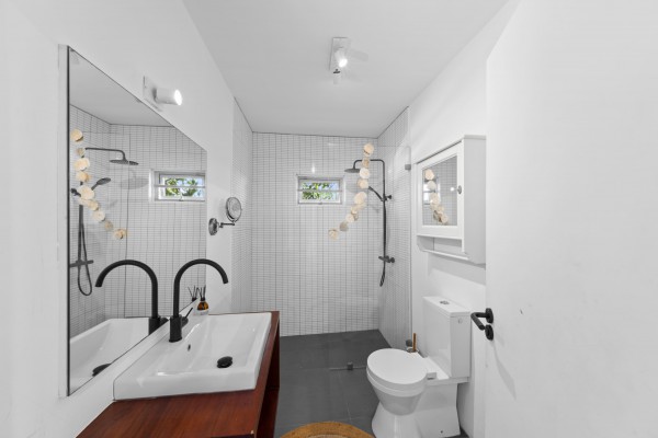 Jan Sofat - Stijlvolle 4 slaapkamer villa met zwembad & uitzicht