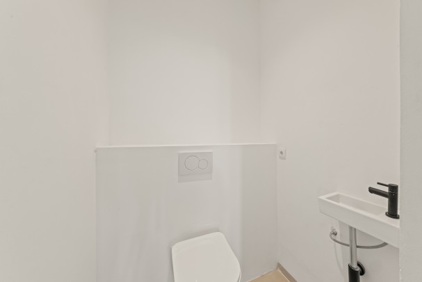 Blue Bay - Luxueze nieuwbouwwoning met 4 slaapkamers en zwembad