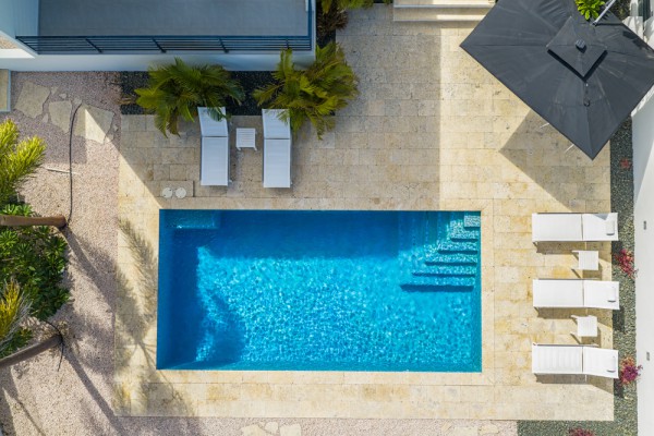 Beautiful Contemporary Villa Overlooking Spanish Water