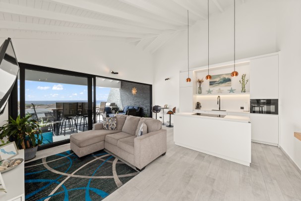 BLUE BAY &ndash; Luxury apartment in the Reef with two bedrooms and sea view