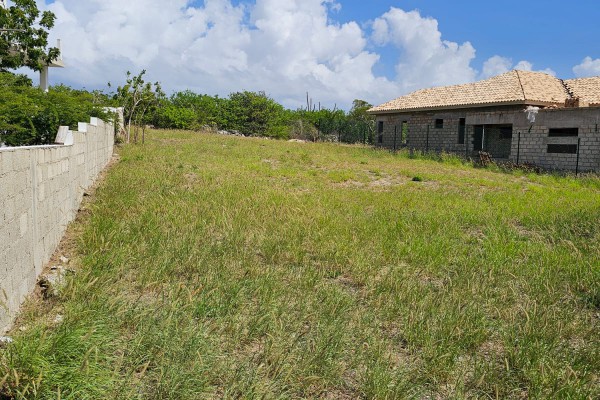 Grote Berg - Build Your Dream Home on Curacao with Ocean Views