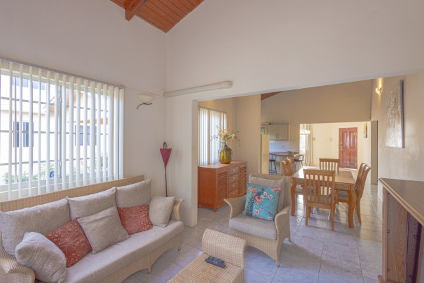 Knusse Gemeubileerde 3-Slaapkamer Villa in Sunset Heights Curaçao