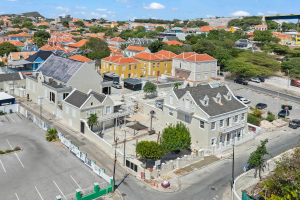 Otrobanda - Multifunctionele commerciële ruimte in monumentaal pand