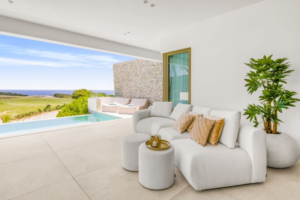 THE CAPE 6 - Exclusive apartment with sea view and private pool.