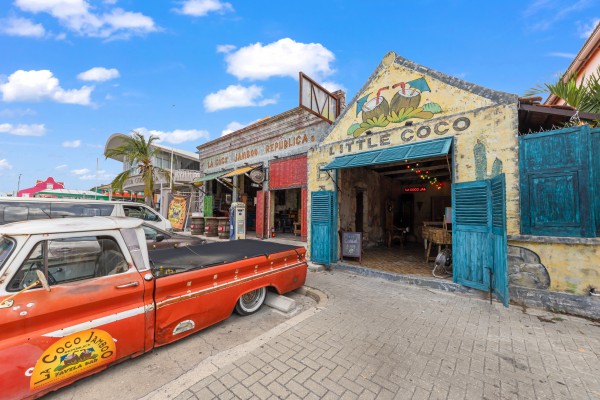 Unique monumental hospitality property in the heart of Otrobanda