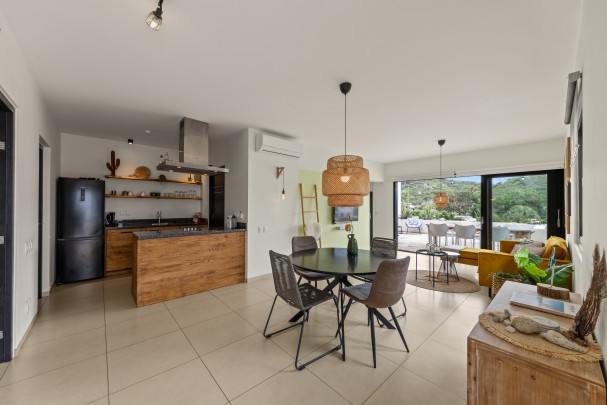 GREENVIEW &ndash;2 slaapkamer appartement met prachtig uitzicht