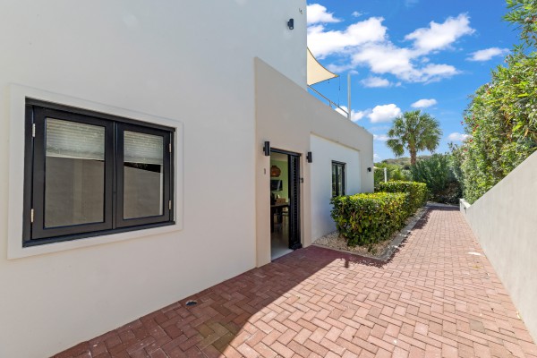 GREENVIEW – 2-Bedroom Ground Floor Apartment with Privacy