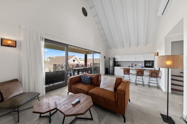 Newly built 4-bedroom villa with great ROI on golf resort