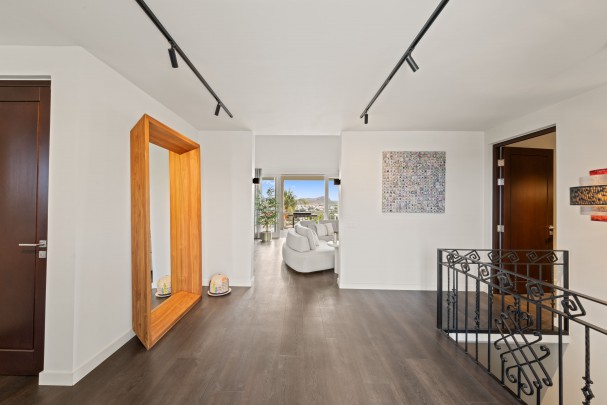 Blue Bay – Exclusive villa met adembenemend uitzicht  