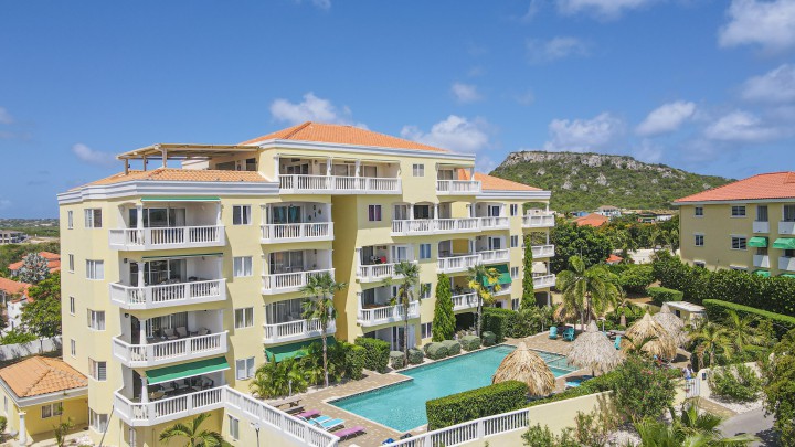 Stunning Ocean View Apartment in Triple Tree