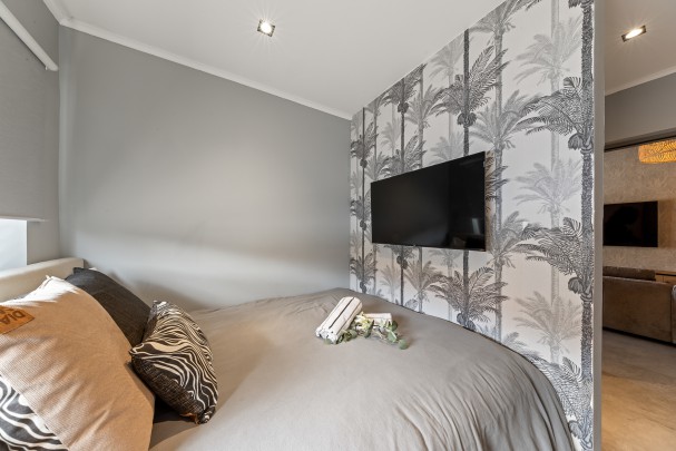 Blue Bay &ndash; Fraai gerenoveerde villa met zwembad aan golfbaan  