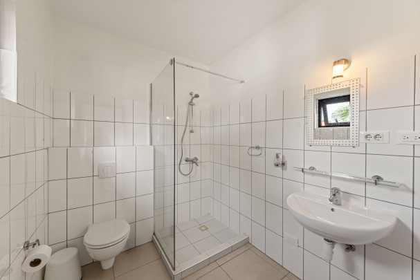 Blue Bay L-section &ndash; three-bedroom villa with a lovely outdoor space