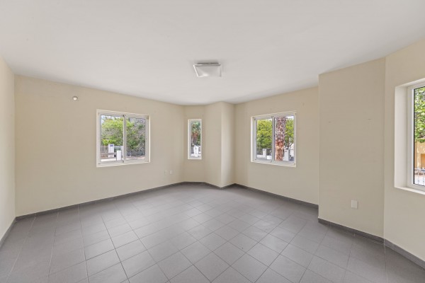 Cas Grandi – Ruime opknapwoning met appartement op rustige locatie