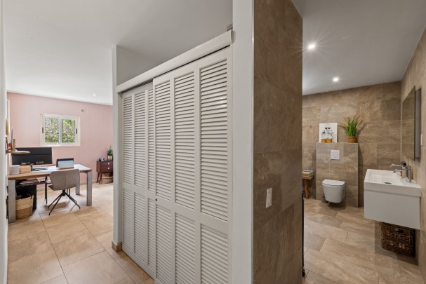 Luxury Family Home with Pool and Spacious Living Areas in Bottelier