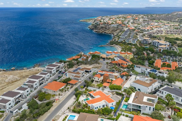 Blue Bay BT 06 – ‘Fifty shades of Blue’ Luxury Oceanview Villa