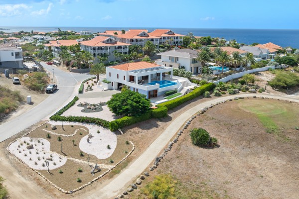 Luxury Blue Bay villa with sea view, pool & guest apartment