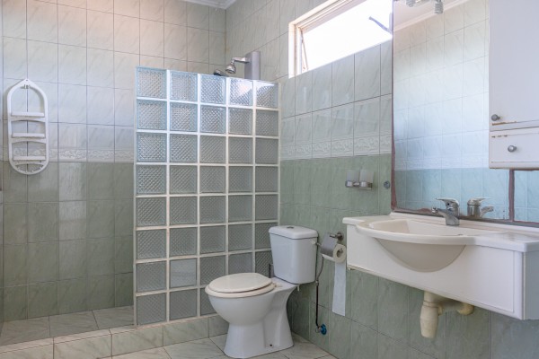 Majestic Hilltop Villa with Endless Ocean Views -  Brakkeput, Curaçao