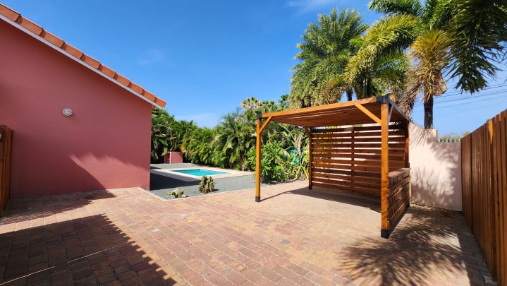 Moderne gezinswoning met zwembad in Tiffany Residence Curaçao